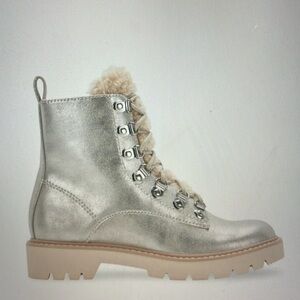 Dolce Vita Puck bootie in silver Stella sz 8.5